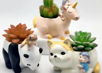 Create Unique Resin Planters Easily with This Versatile Silicone Mold Toolkit