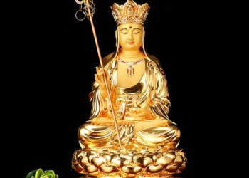 Discover the Powerful Benefits of the Copper Ksitigarbha Buddha for Home Blessings and Protection