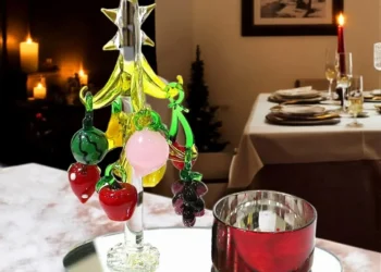 Elegant Murano Glass Ornaments to Brighten Your Holiday Table Decor