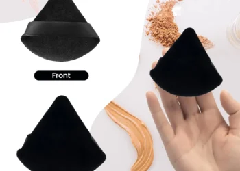 In-Depth Review & Buyer Guide: Dual-Use Makeup Puff for Festive Makeup – Triangular & Fan Design for Quick Base & Detail, Saves Foundation, Most Skin Types – Product Review